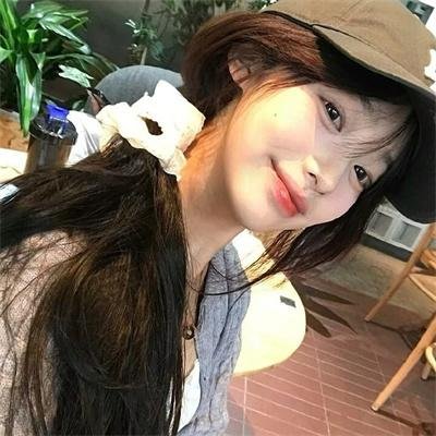 戛纳机密第一季