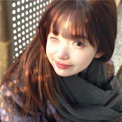 艾莉莎‧施莱辛格:战妆